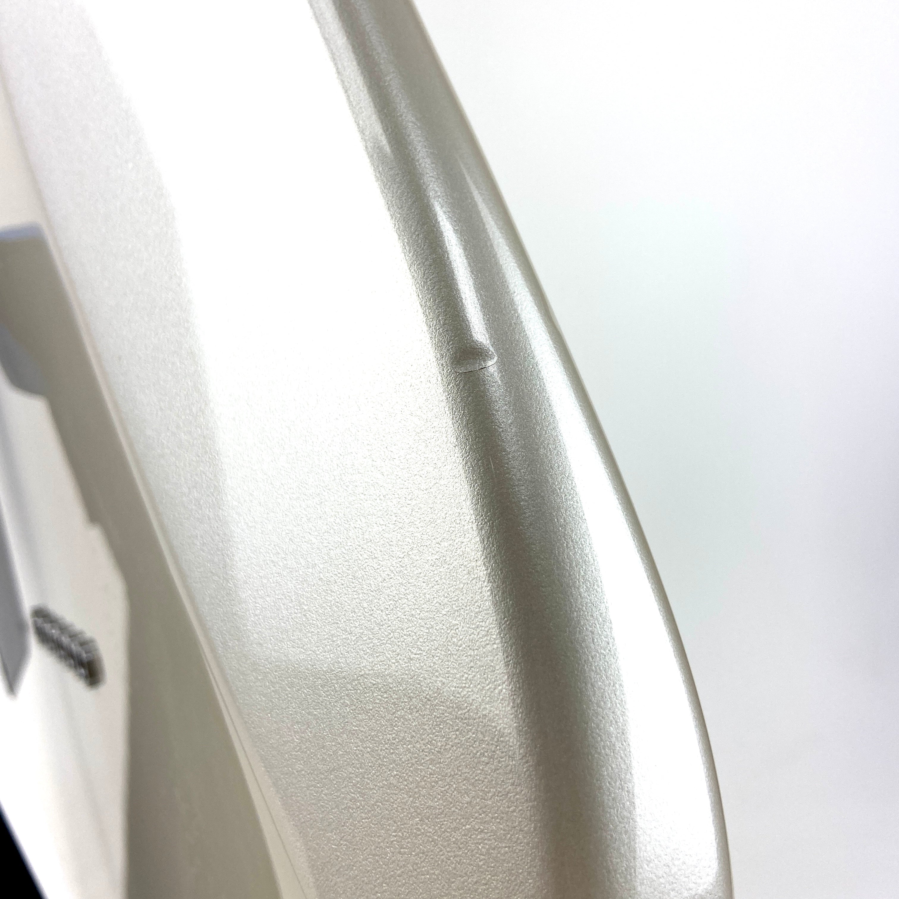 PRE-OWNED CHARVEL PRO-MOD SAN DIMAS STYLE 1 HSS HT E SASSAFRAS ELECTRIC - PLATINUM PEARL