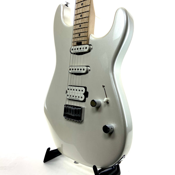 PRE-OWNED CHARVEL PRO-MOD SAN DIMAS STYLE 1 HSS HT E SASSAFRAS ELECTRIC - PLATINUM PEARL