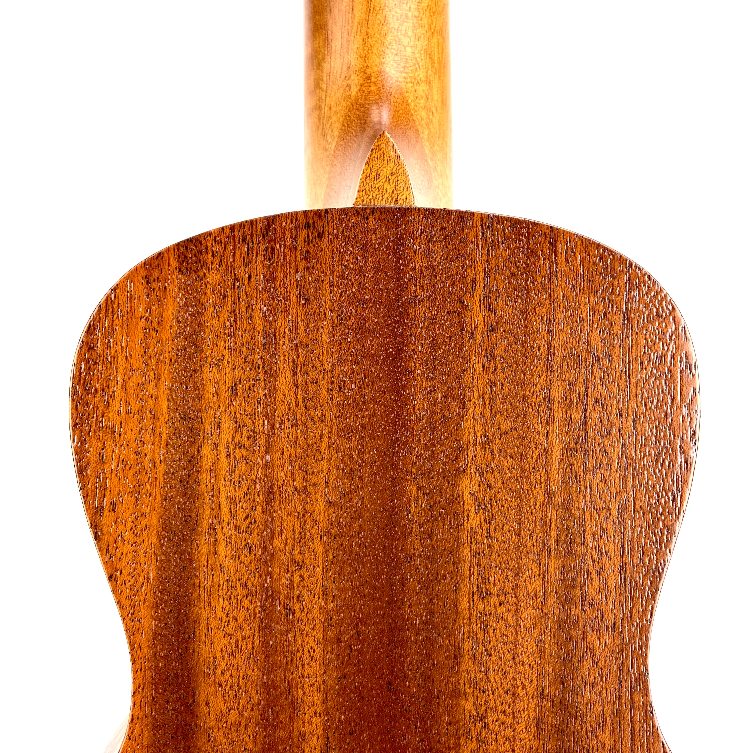 ISLANDER MC-4 EQ A/E CONCERT UKEULELE