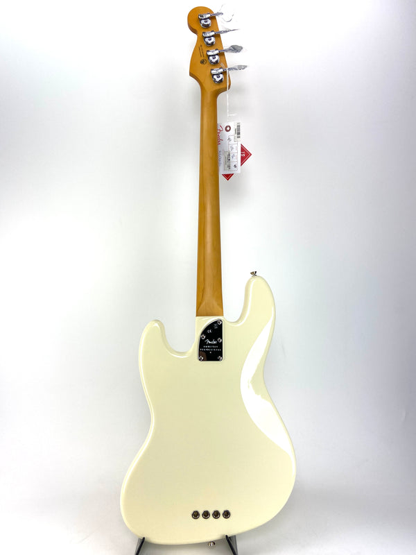FENDER AMERICAN PROFESSIONAL II JAZZ BASS-OLYMPIC WHITE