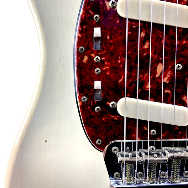 VINTAGE 1965 FENDER DUO SONIC II - OLYMPIC WHITE