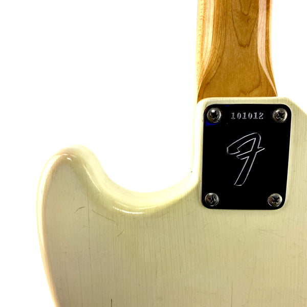VINTAGE 1965 FENDER DUO SONIC II - OLYMPIC WHITE
