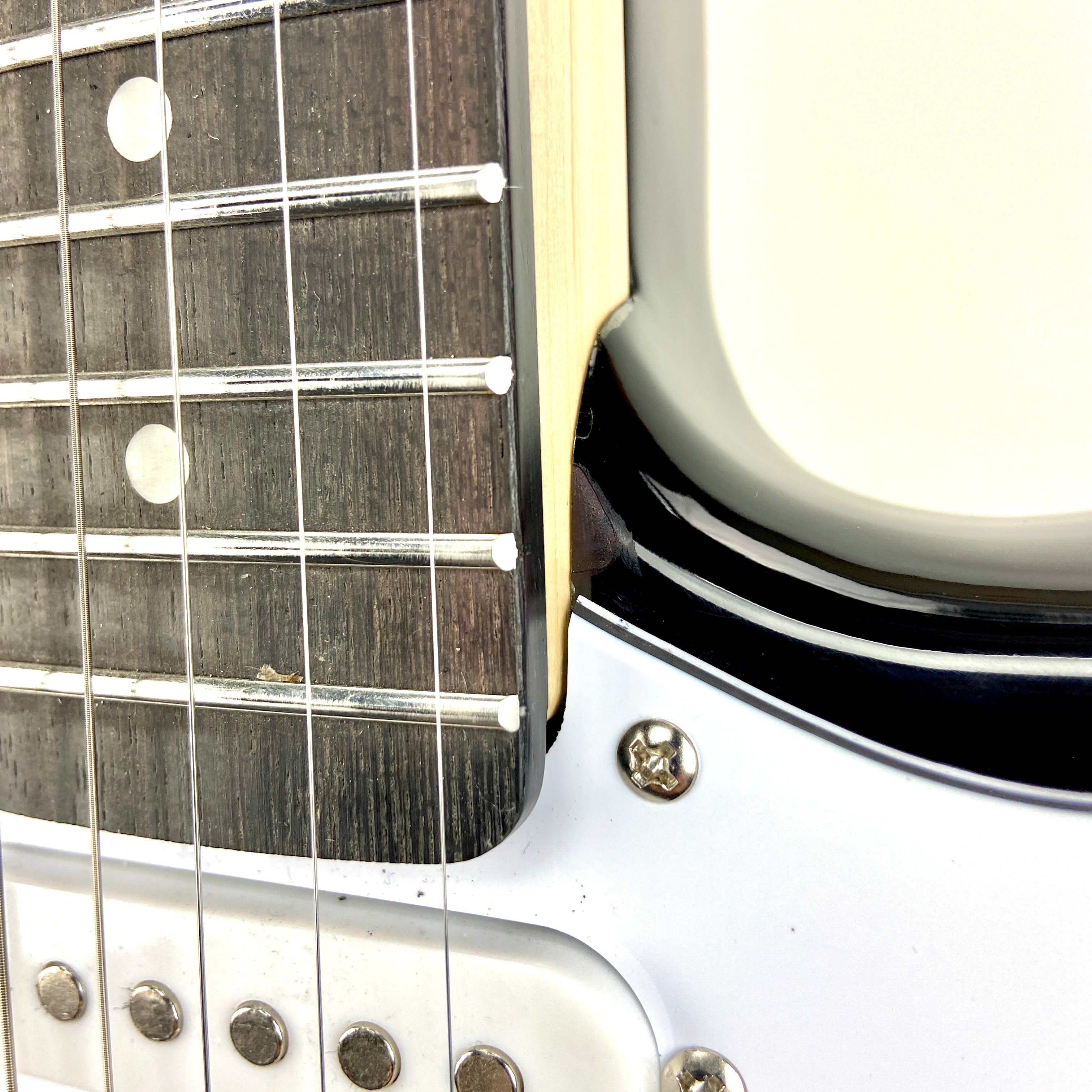 PRE-OWNED DONNER DST-100 - SUNBURST