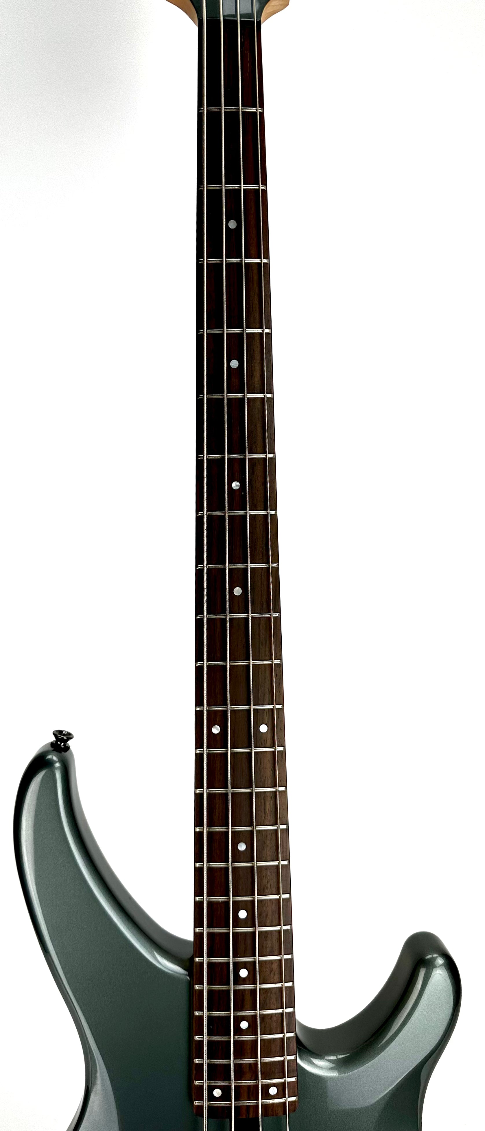 USED YAMAHA TRBX304 BASS