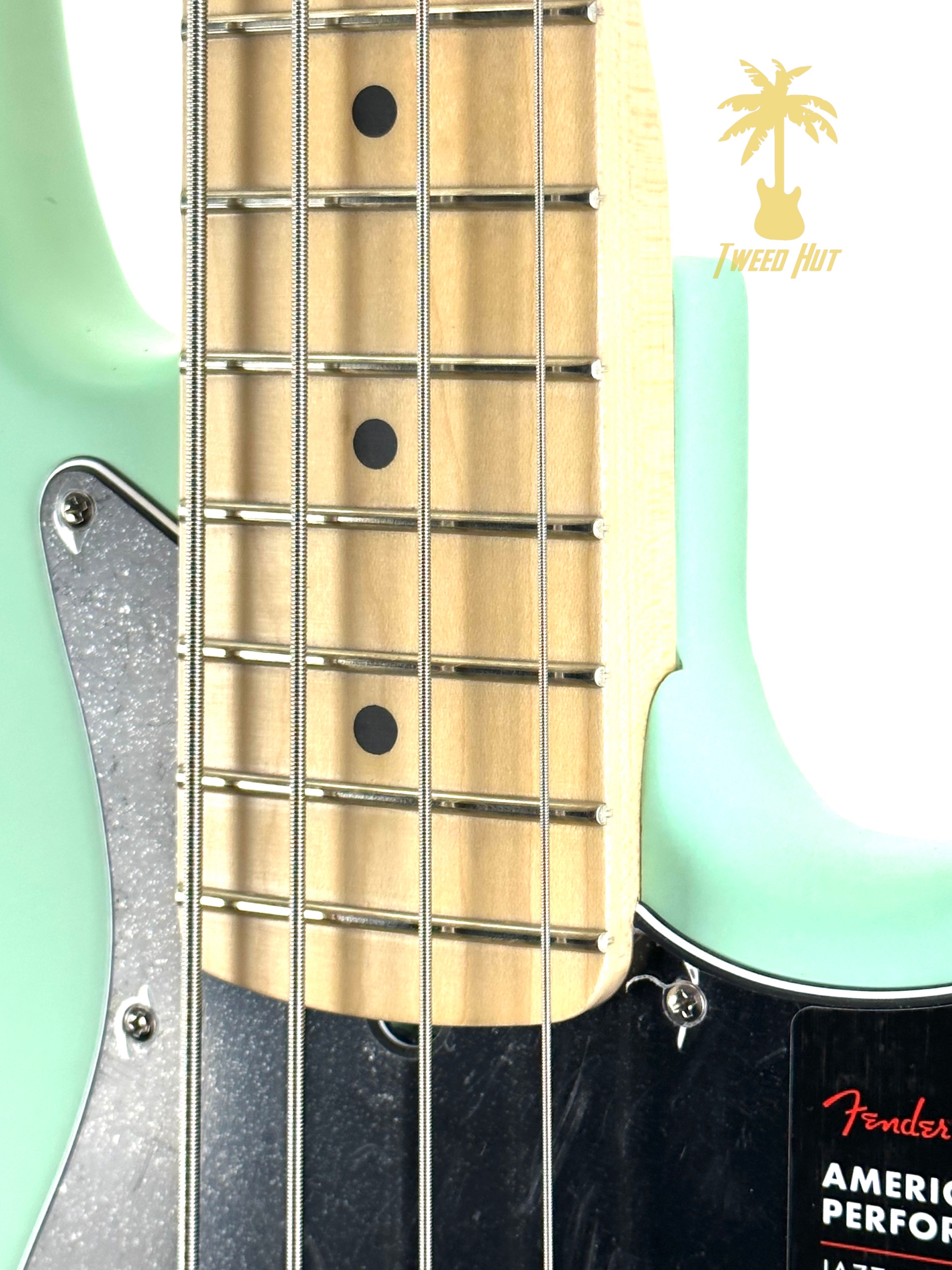 FENDER AMERICAN PERFORMER JAZZ BASS - SEAFOAM GREEN