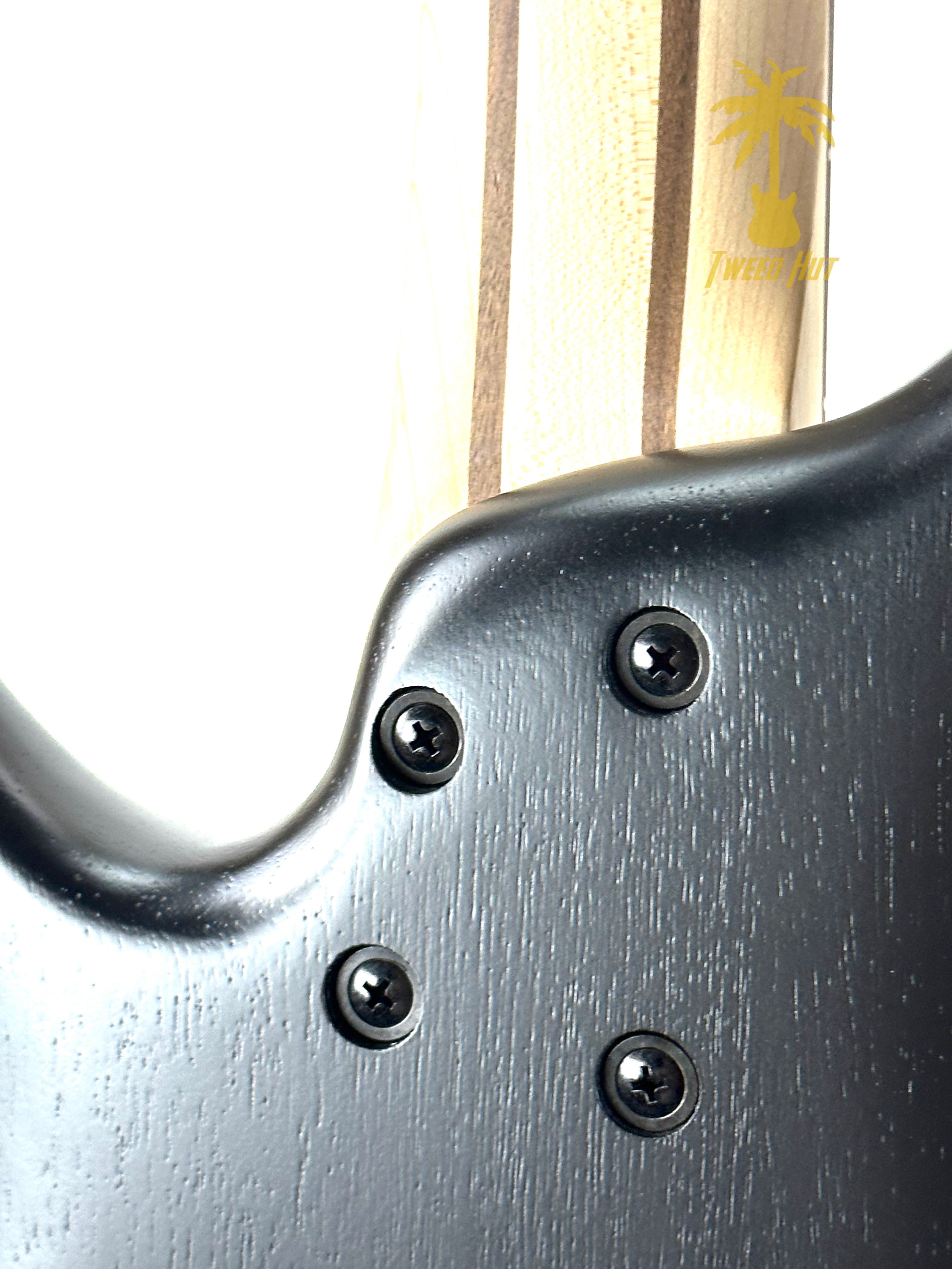 IBANEZ SR305EWBK BASS WEATHERED BLACK