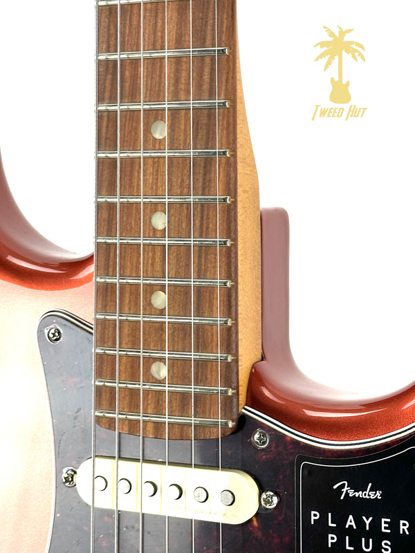 FENDER PLAYER PLUS STRATOCASTER-CANDY APPLE RED
