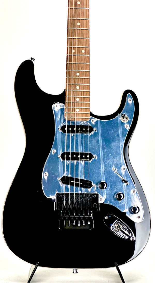 FENDER TOM MORELLO STRATOCASTER ROSEWOOD FINGERBOARD BLACK