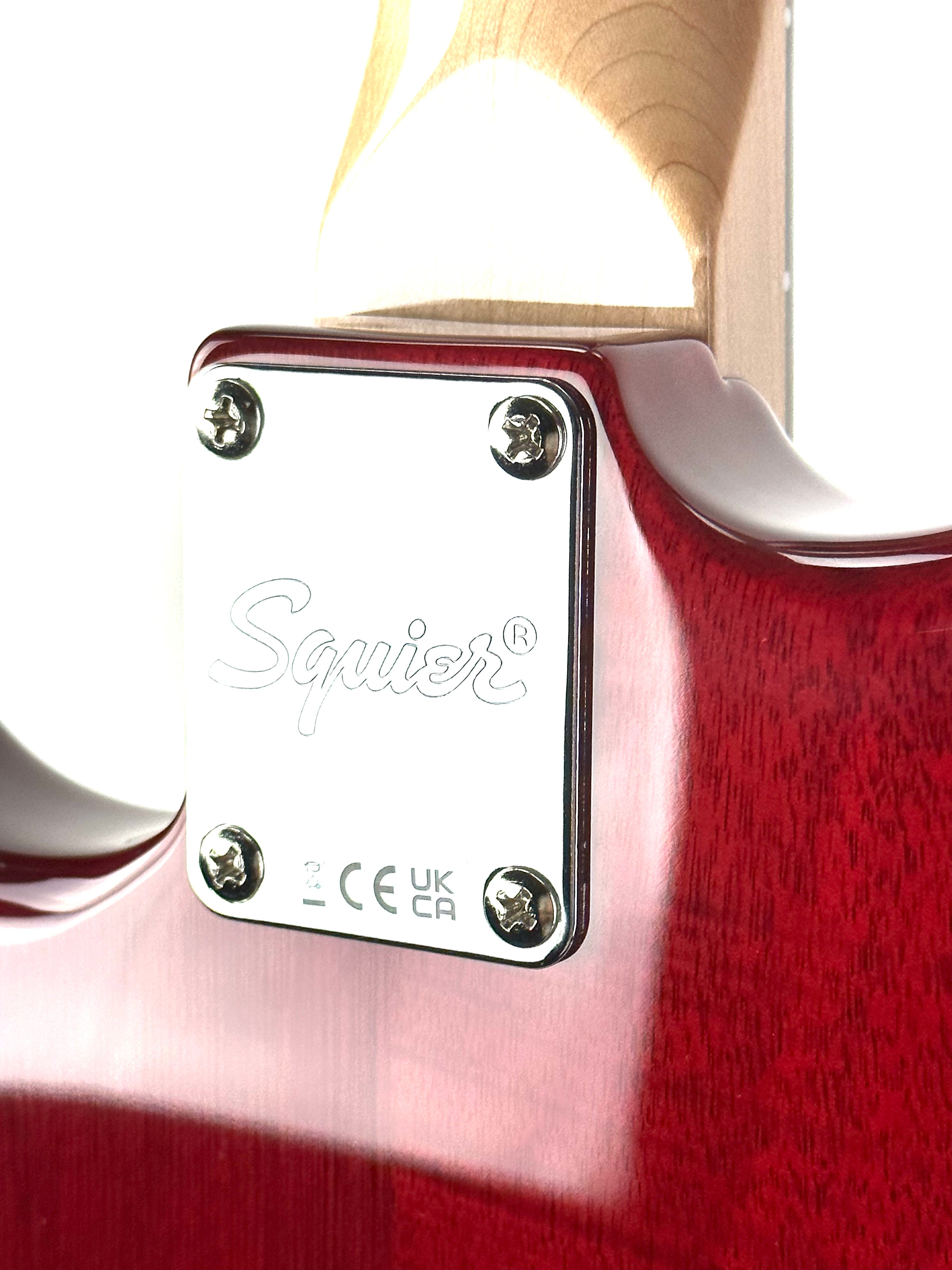SQUIER PARANORMAL STRATOSONIC - CRIMSON RED TRANSPARENT
