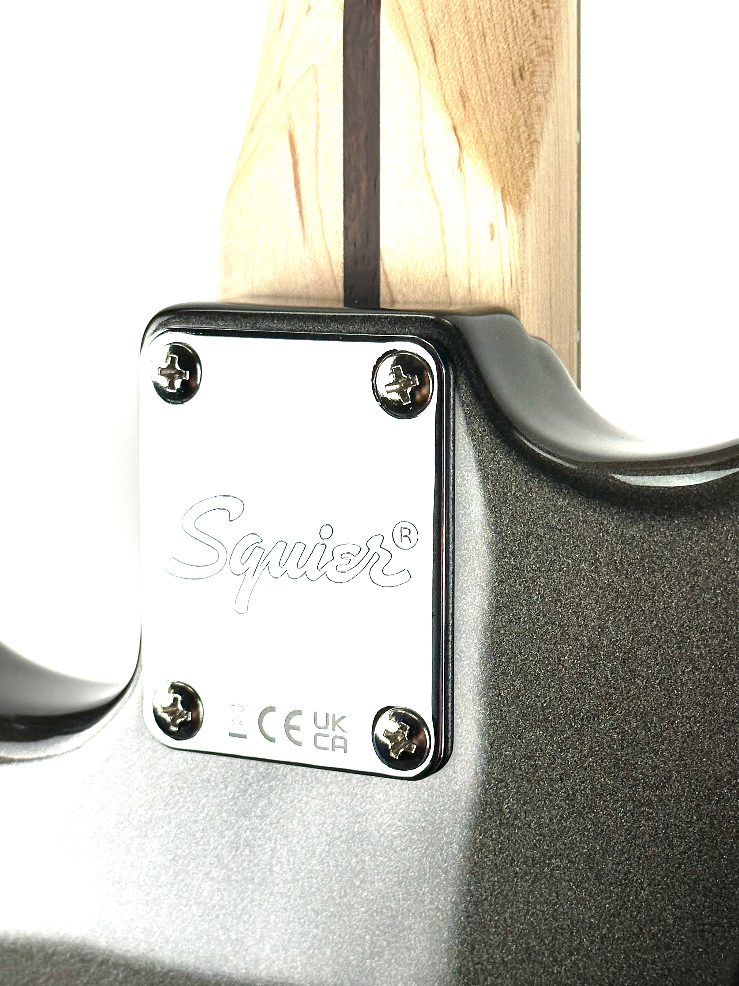 SQUIER AFFINITY SERIES STRATOCASTER HH-CHARCOAL FROST METALLIC