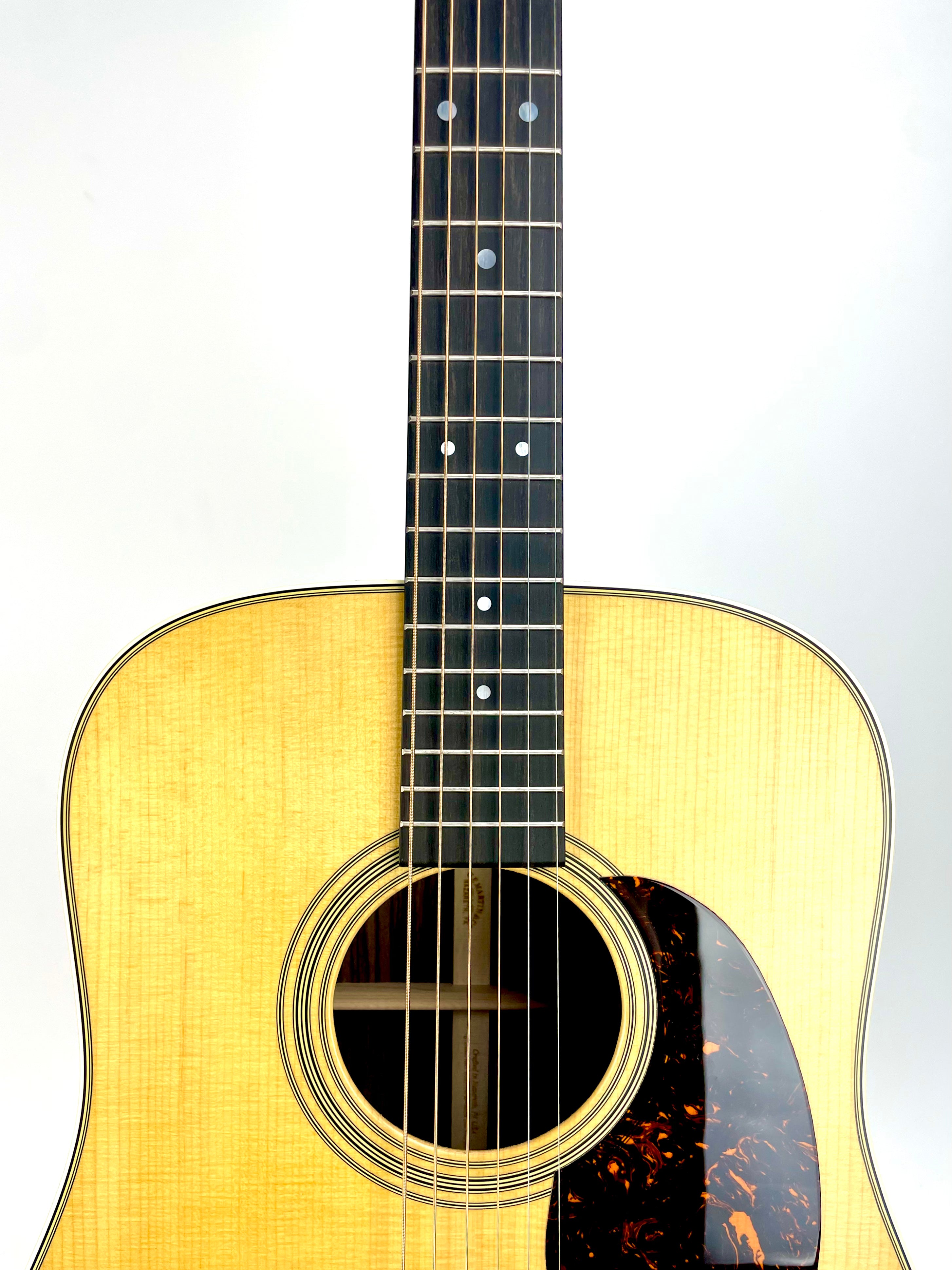 MARTIN D28 SATIN