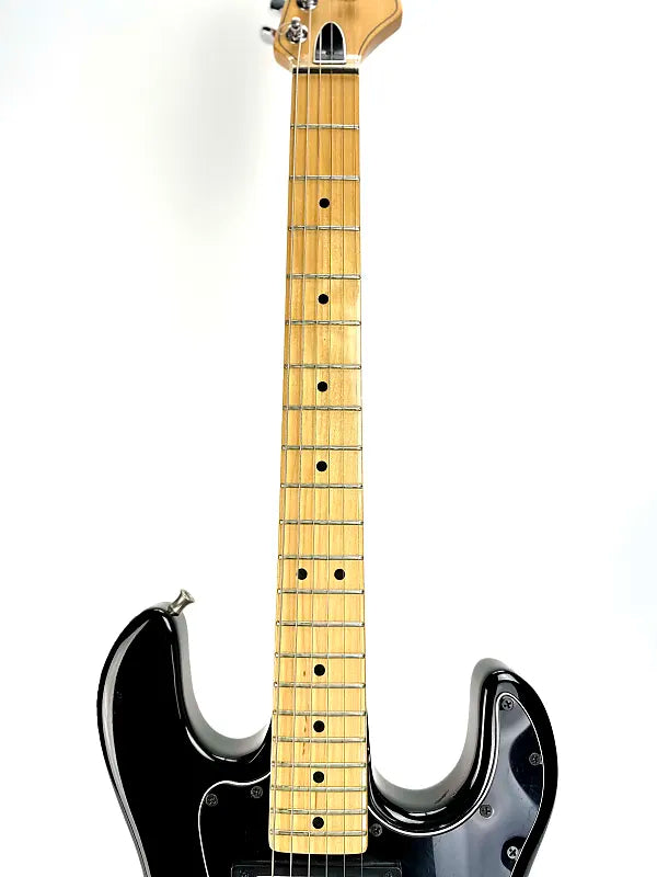 PEAVEY T-60 GUITAR BLACK W/CASE