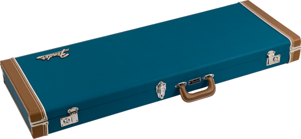 FENDER CLASSIC SERIES CASE LAKE PLACID BLUE