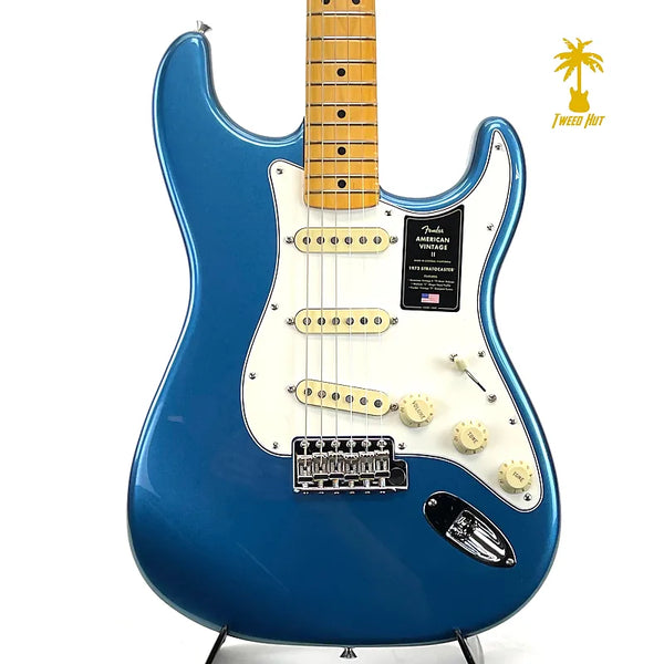 FENDER AMERICAN VINTAGE II '73 STRATOCASTER-LAKE PLACID BLUE