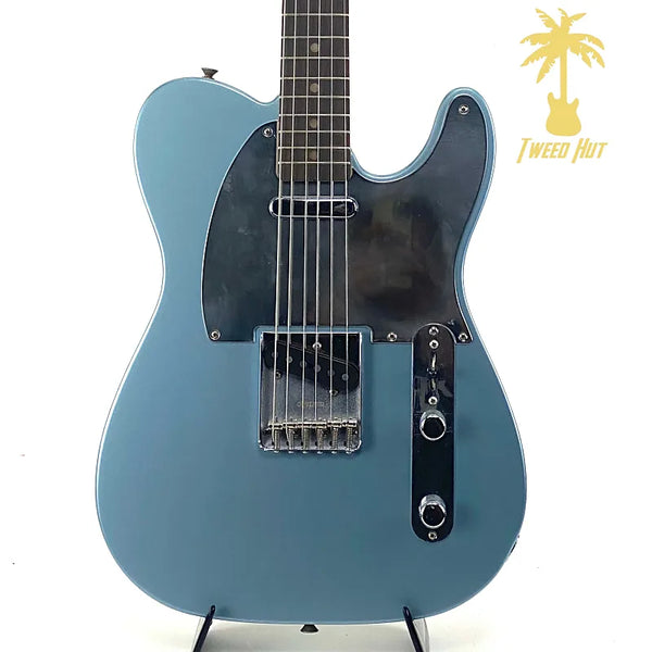 FENDER CHRISSIE HYNDE TELECASTER-ICED BLUE METALLIC