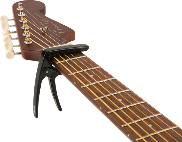 FENDER LAUREL ACOUSTIC CAPO