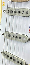 FENDER YNGWIE MALMSTEEN STRATOCASTER SCALLOPED FINGERBOARD-VINTAGE WHITE