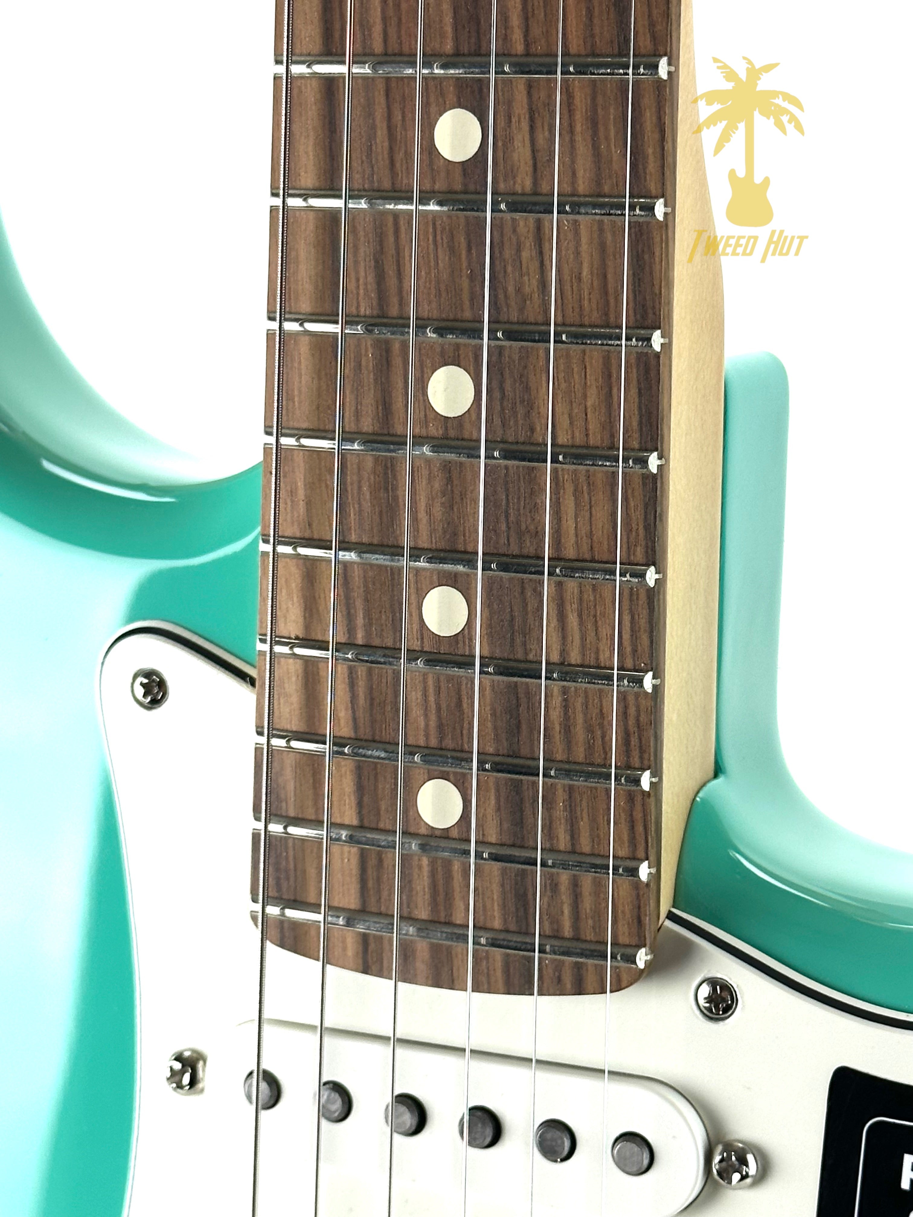 FENDER PLAYER STRATOCASTER SEAFOAM GREEN