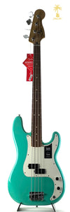 FENDER PLAYER PRECISION BASS - SEAFOAM GREEN
