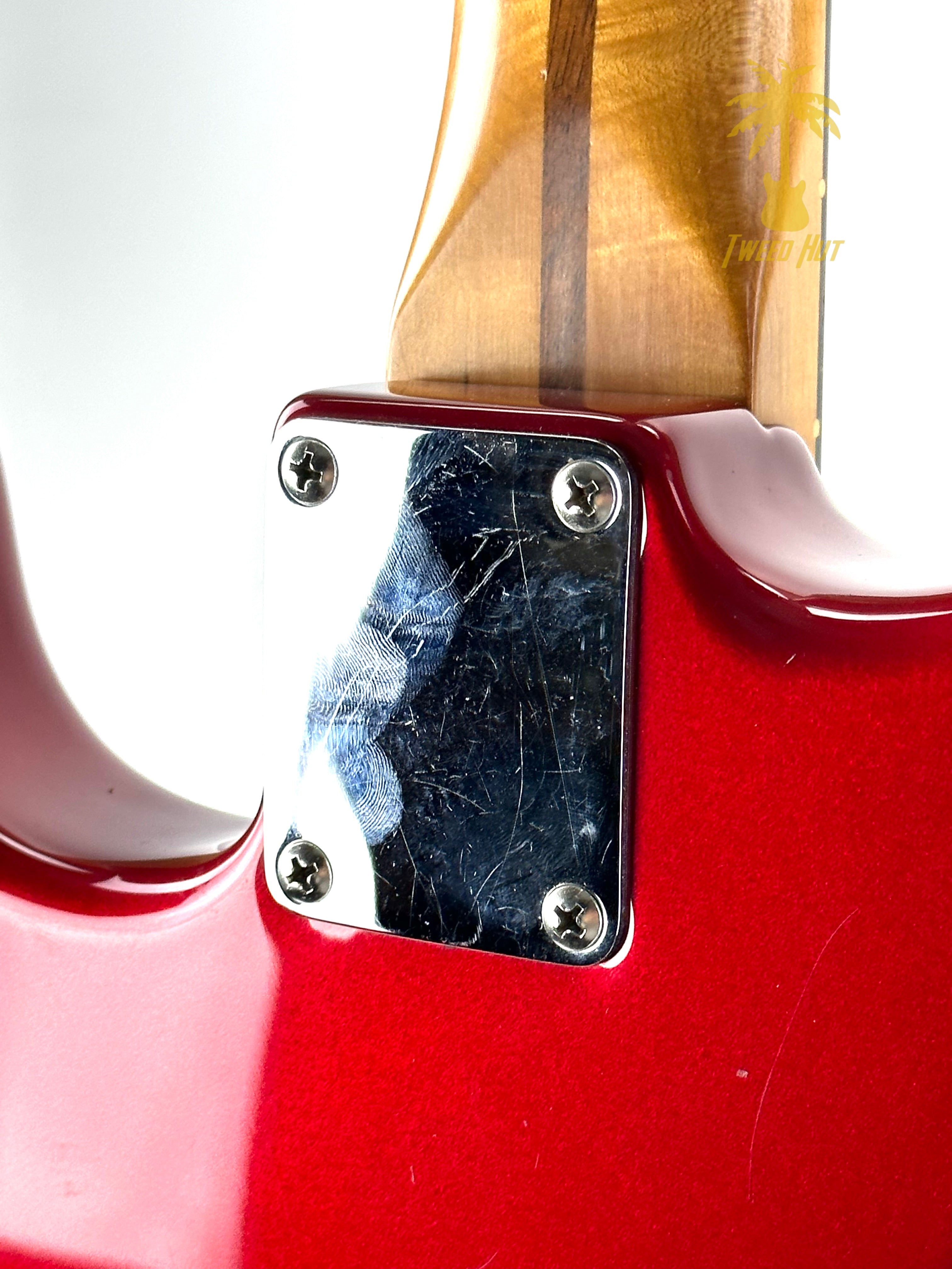 PRE-OWNED FENDER POWERHOUSE STRATOCASTER 2001 - CANDY APPLE RED