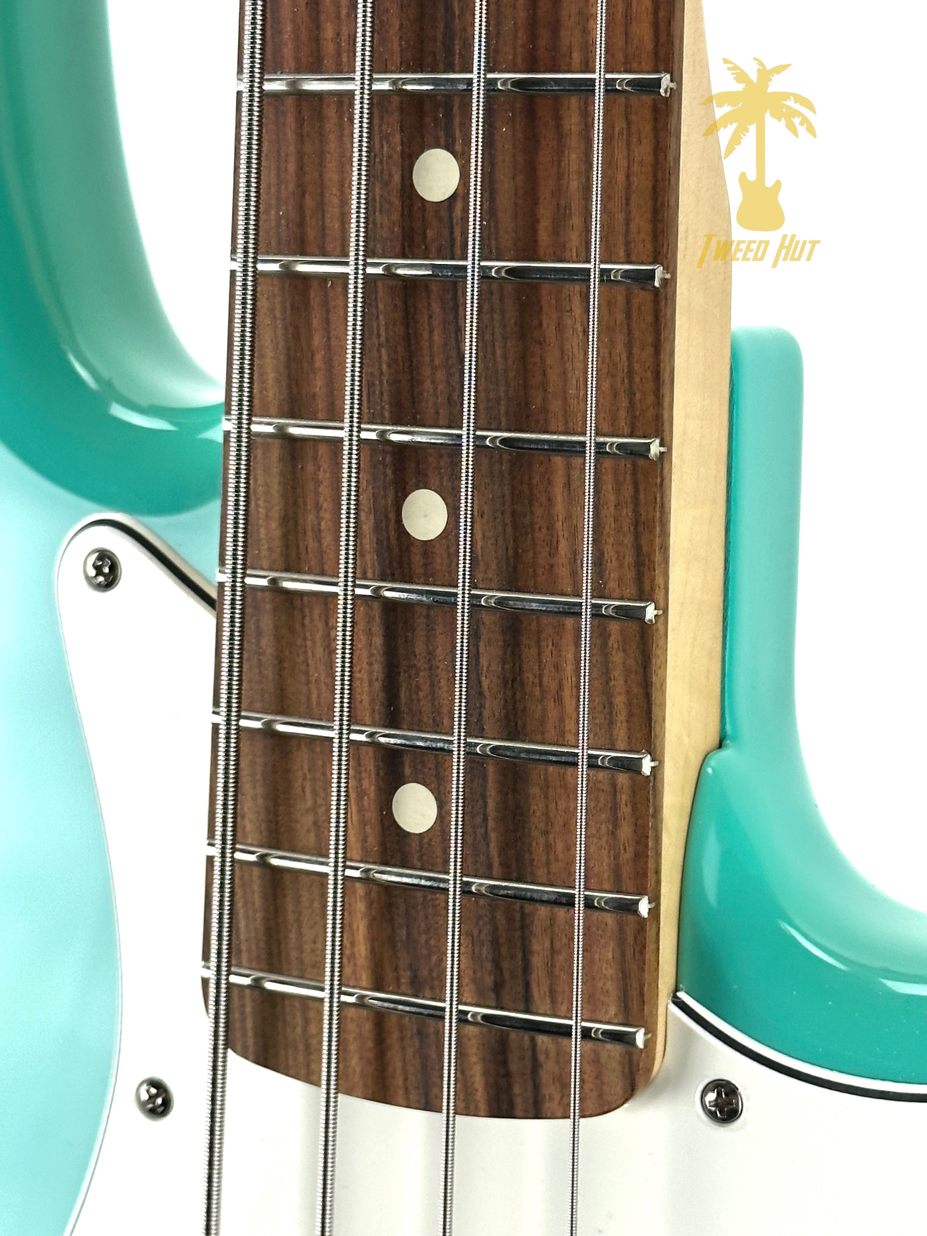 FENDER PLAYER JAZZ BASS SEAFOAM GREEN