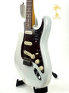 FENDER AMERICAN ULTRA STRATOCASTER ARCTIC PEARL