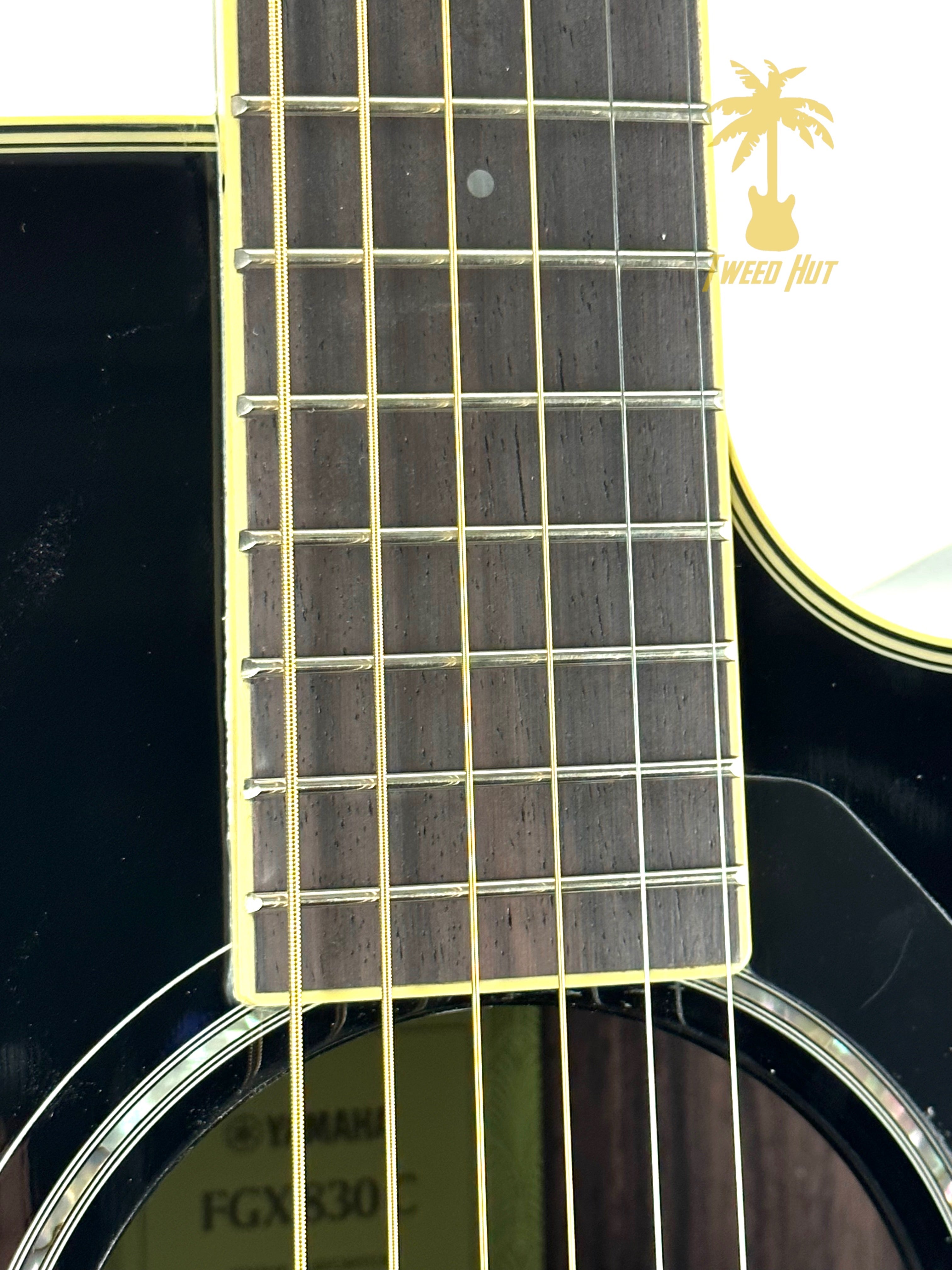 YAMAHA FGX830 ACOUSTIC ELECTRIC CUTAWAY - BLACK