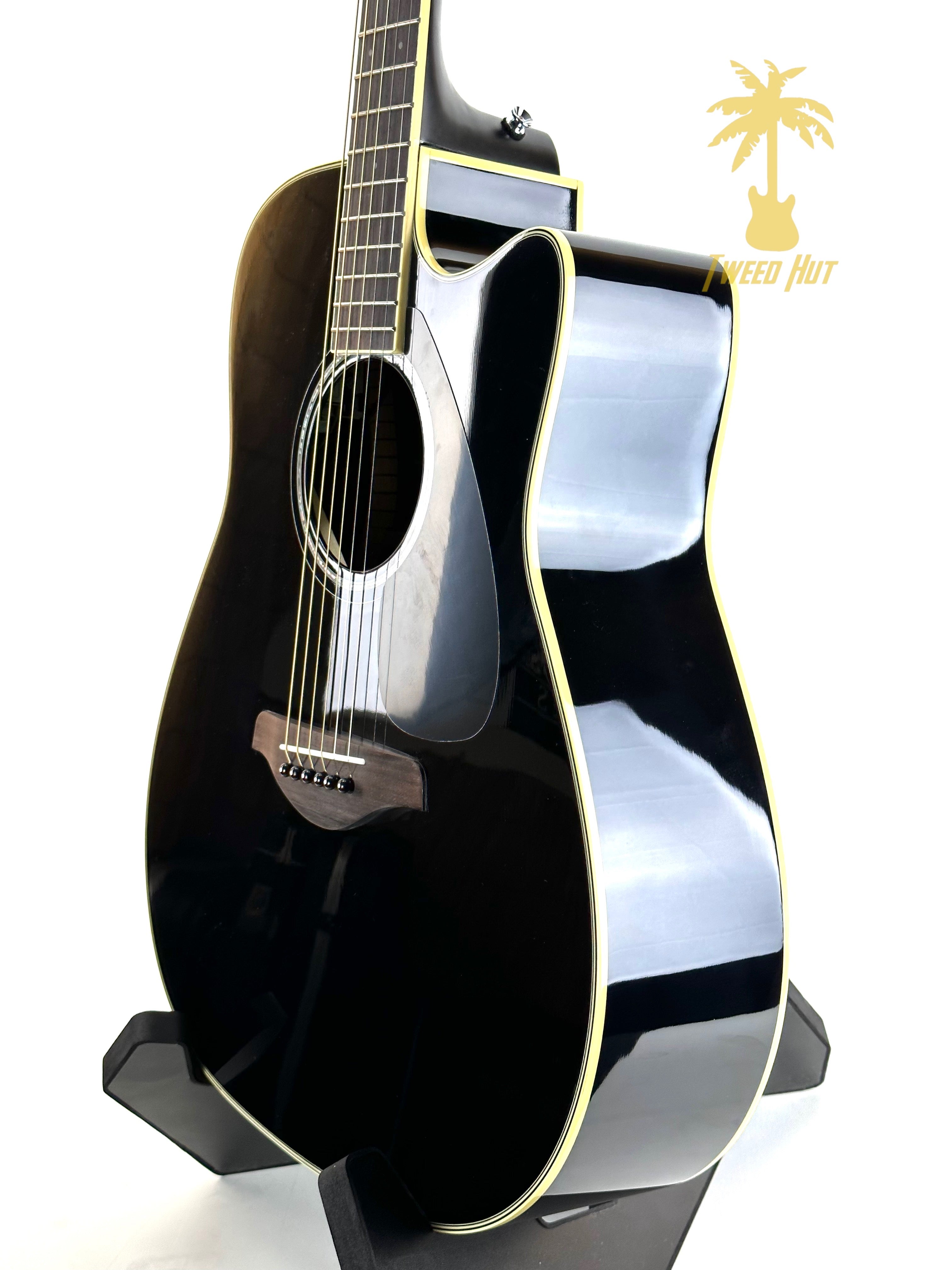 YAMAHA FGX830 ACOUSTIC ELECTRIC CUTAWAY - BLACK