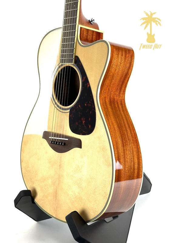 YAMAHA FSX820C NATURAL