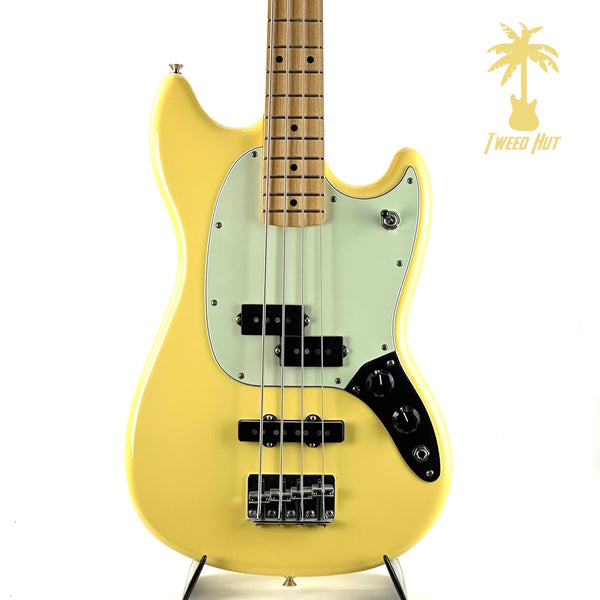 PRE-OWNED FENDER MUSTANG PJ BASS - BUTTERCREAM
