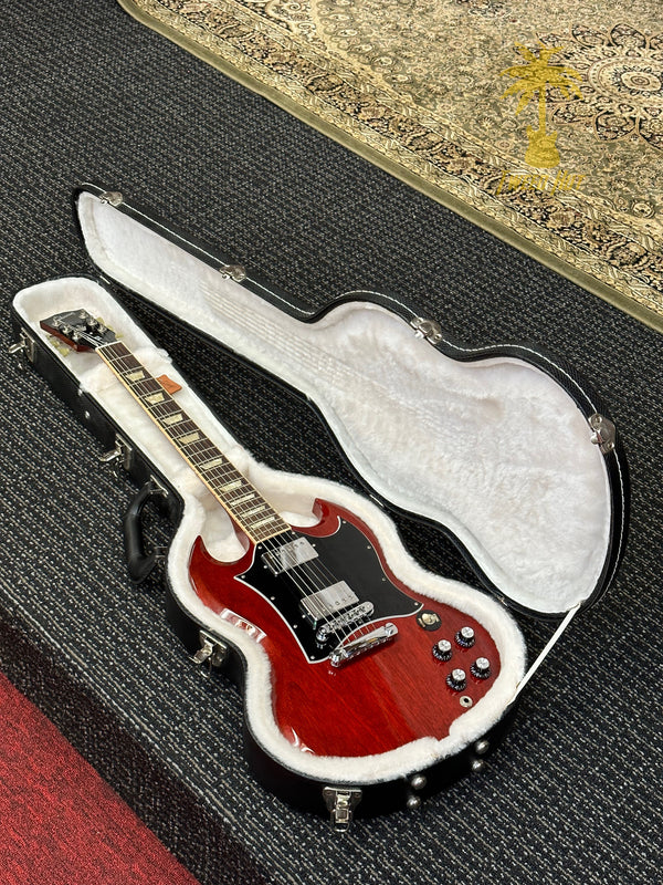 PRE-OWNED GIBSON SG STANDARD 2011 - HERITAGE CHERRY W/OHSC