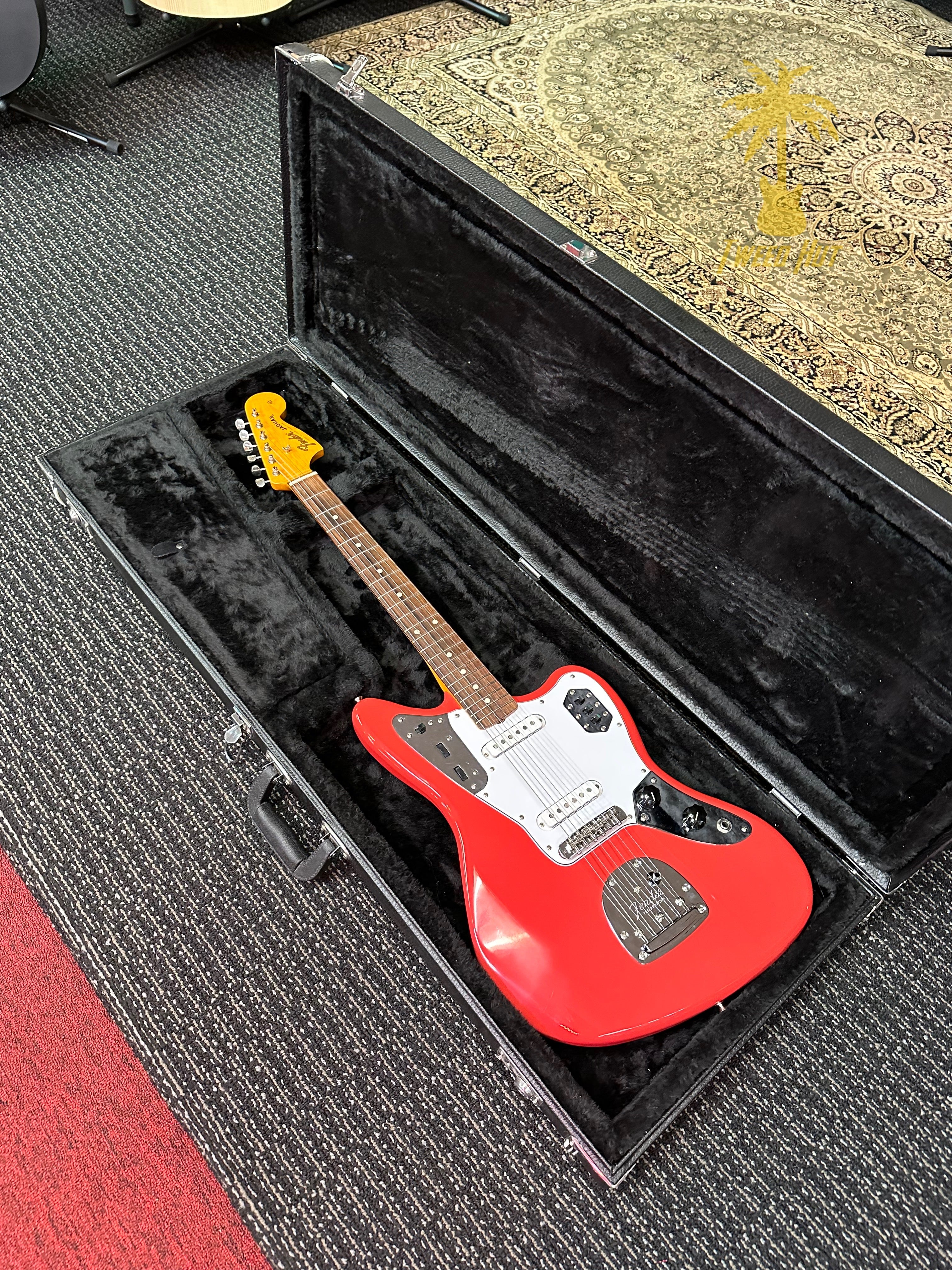 PRE-OWNED FENDER CLASSIC 60's JAGUAR - NITRO FIESTA RED