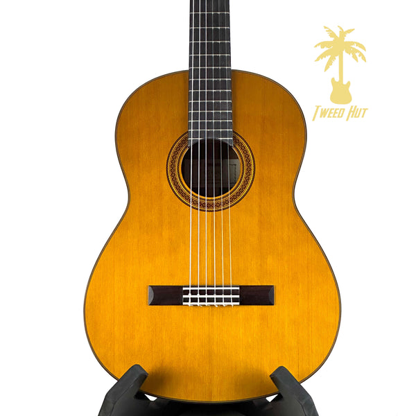 YAMAHA CG162C CEDAR TOP CLASSICAL GUITAR NATURAL