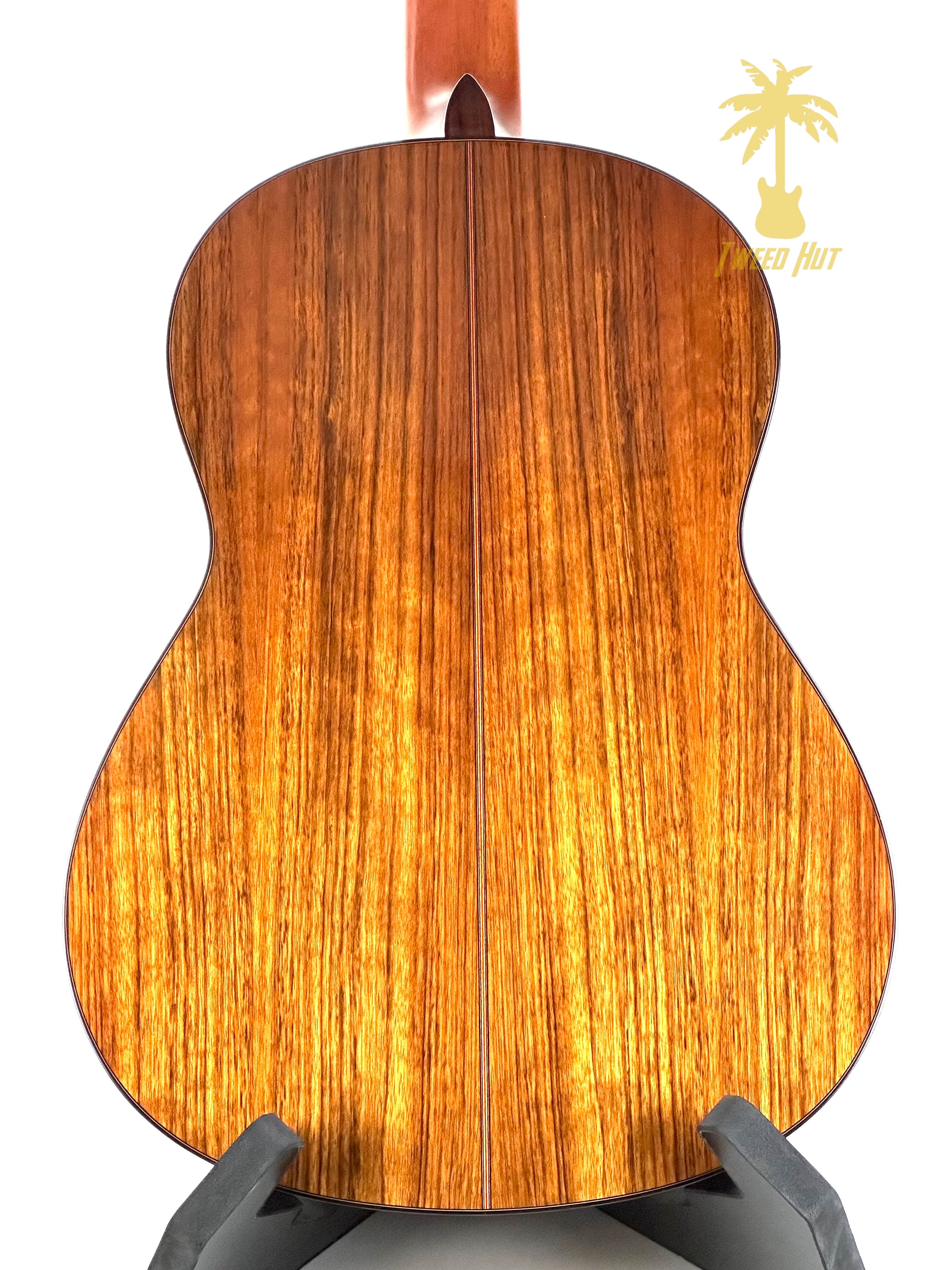 YAMAHA CG162C CEDAR TOP CLASSICAL GUITAR NATURAL