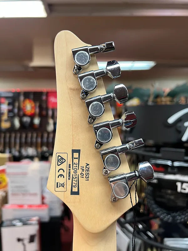 IBANEZ AZES31-IV ELECTRIC GUITAR- IVORY