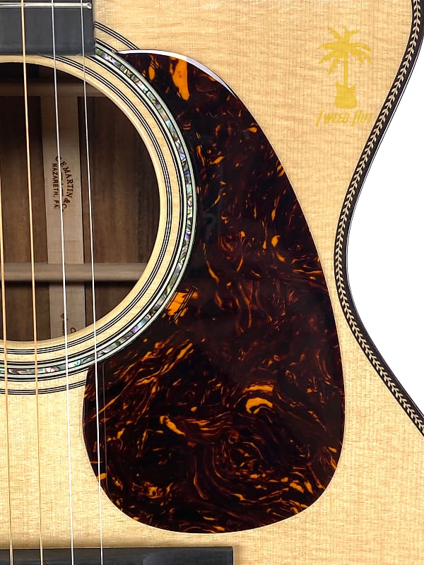 MARTIN CUSTOM SHOP GRAND PERFORMANCE SITKA/SOLID KOA-NATURAL 14 FRET CUT