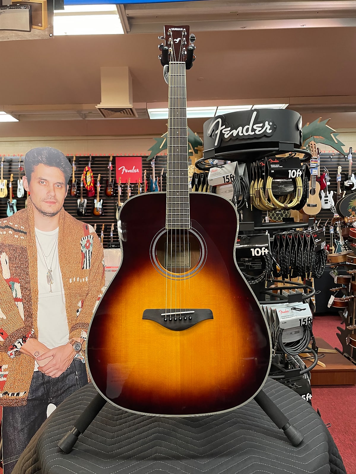 YAMAHA FG-TA TRANSACOUSTIC BROWN SUNBURST