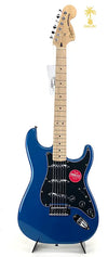 SQUIER AFFINITY SERIES™ STRATOCASTER® LAKE PLACID BLUE