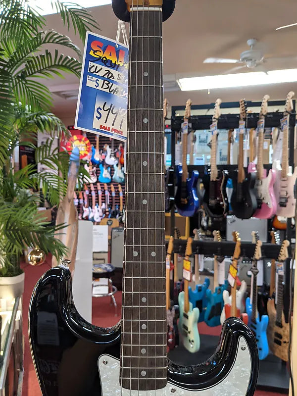 SQUIER CLASSIC VIBE '70S STRATOCASTER-BLACK