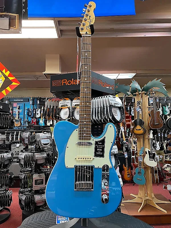 FENDER PLAYER PLUS NASHVILLE TELECASTER-OPAL SPARK