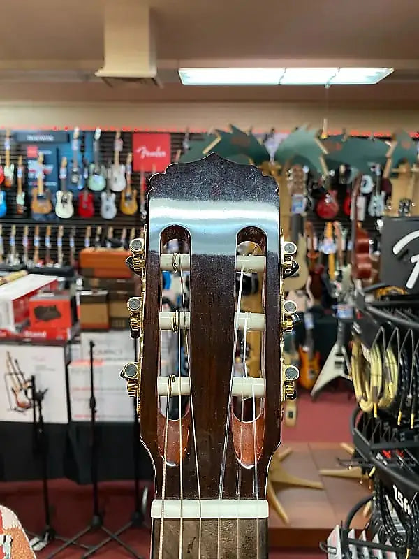 PRE-OWNED ARIA A30S CLASSICAL GUITAR