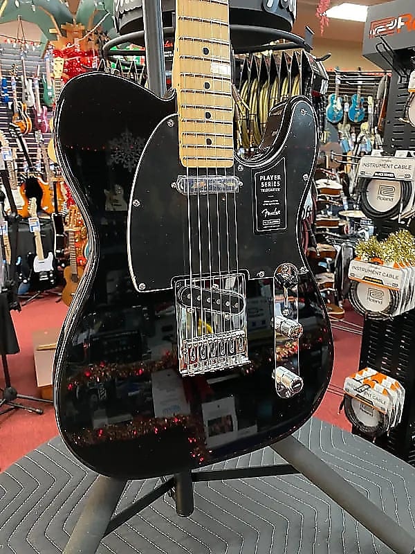 FENDER PLAYER TELECASTER MAPLE FINGERBOARD BLACK