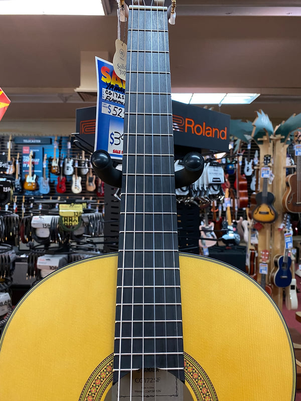 YAMAHA CG172SF FLAMENCO GUITAR