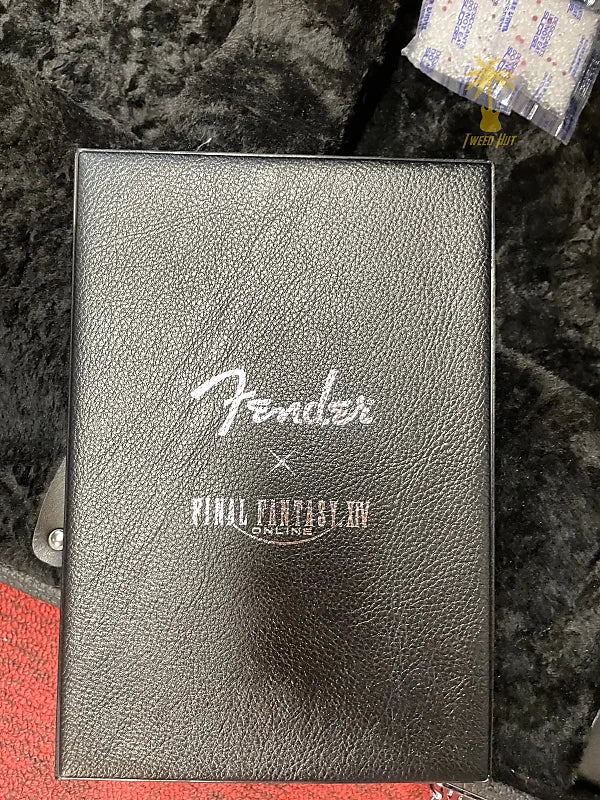 FENDER FINAL FANSASY XIV STRATOCASTER