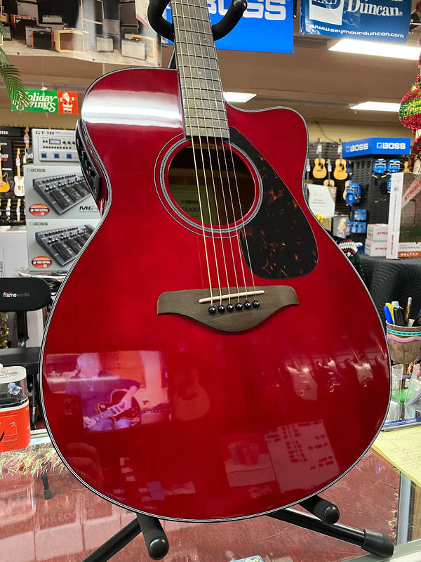 YAMAHA FSX800C CONCERT A/E RUBY RED