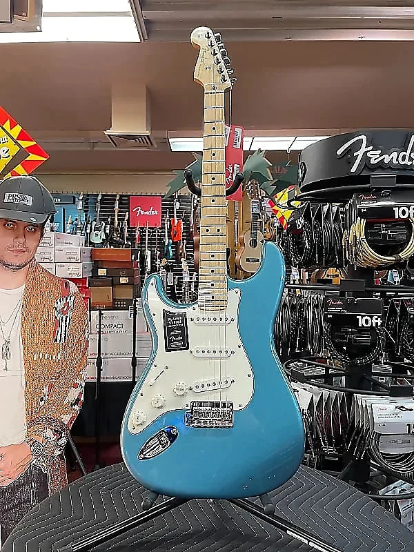 FENDER PLAYER STRATOCASTER LEFT HANDED TIDEPOOL