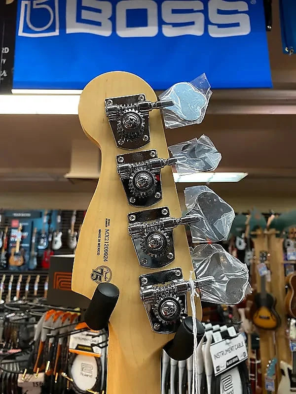 FENDER PLAYER PRECISION BASS BLACK