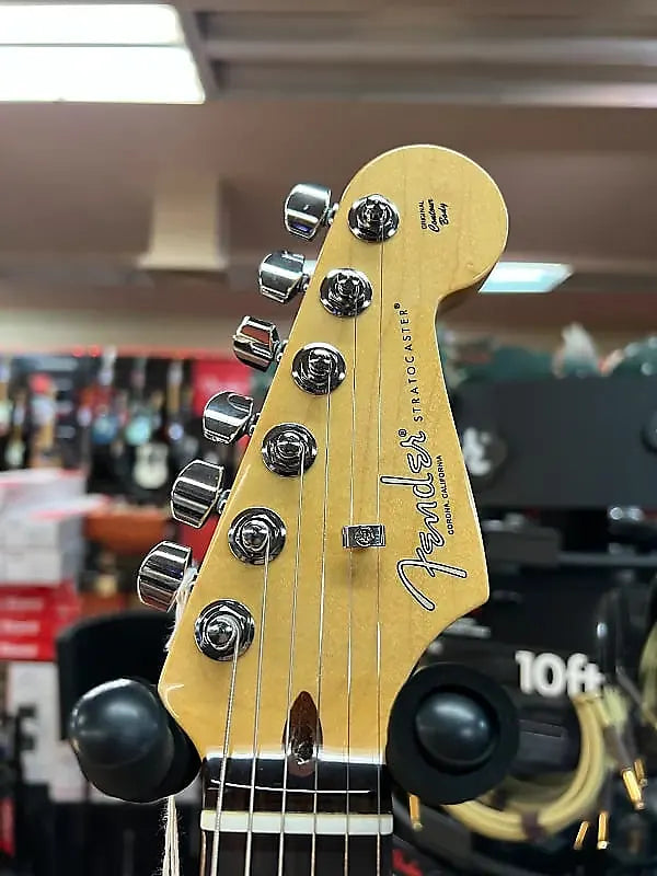 FENDER AMERICAN PROFESSIONAL II STRATOCASTER-DARK NIGHT