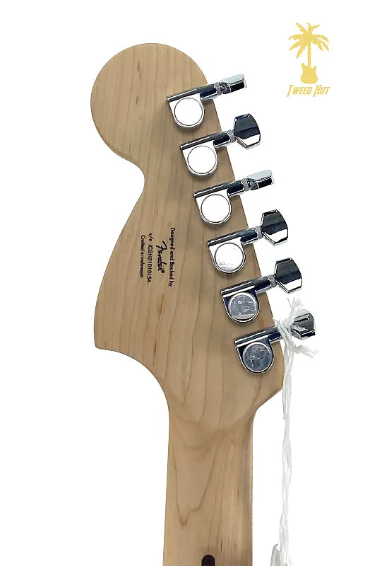 SQUIER AFFINITY SERIES™ STRATOCASTER® LAKE PLACID BLUE
