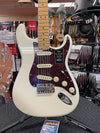 FENDER PLAYER PLUS STRATOCASTER-OLYMPIC PEARL